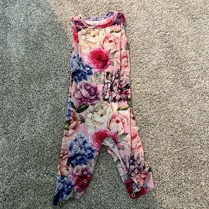 Georgette Racerback Romper  Peanut worn twice . 9-12 month